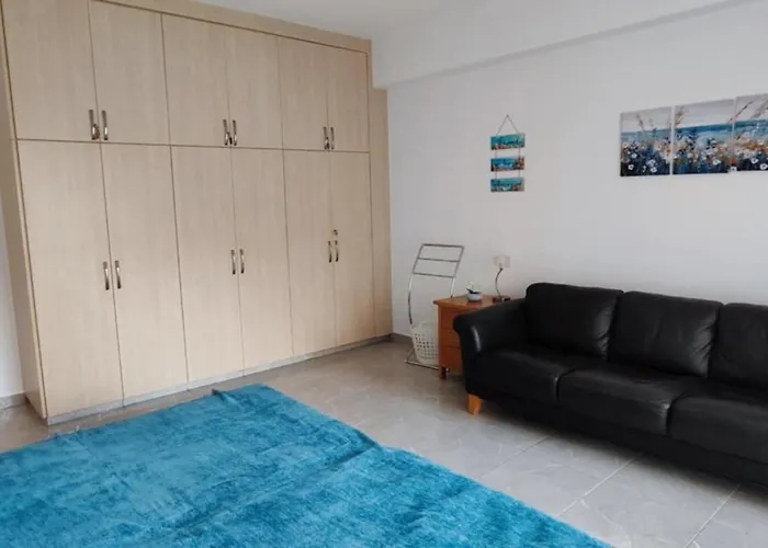 アパート Queens Gardens 104 パ フォス