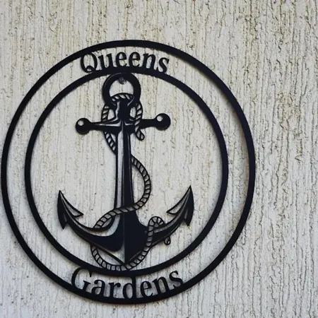 Queens Gardens 104 Paphos